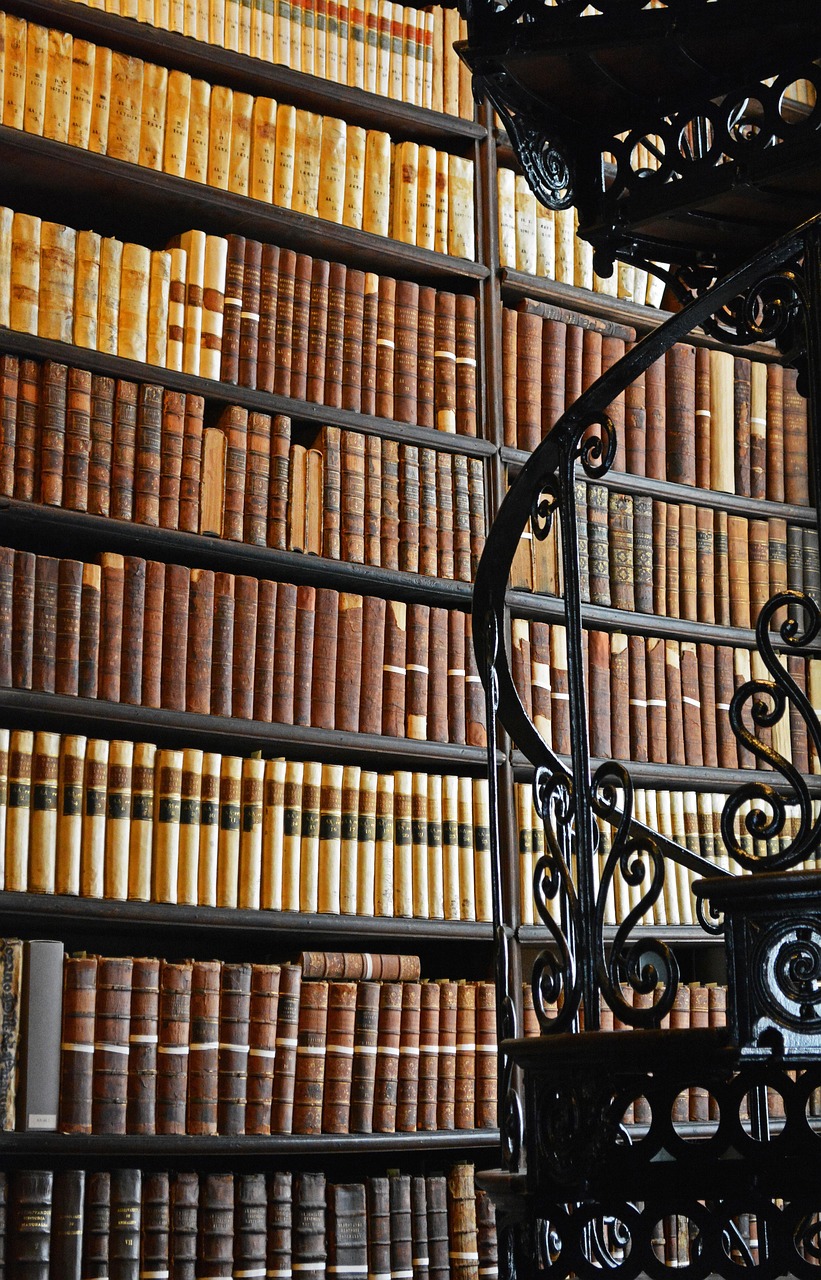books-614711_1280
